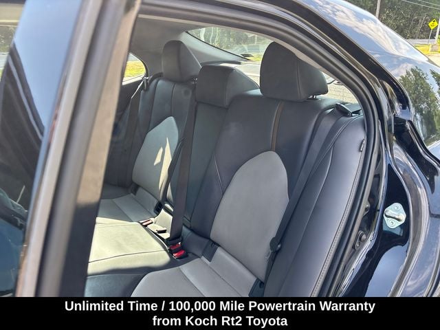 2020 Toyota Camry Hybrid XLE