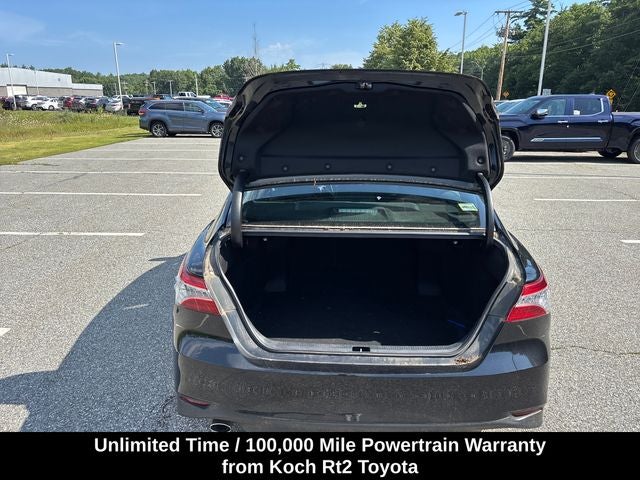 2020 Toyota Camry Hybrid XLE