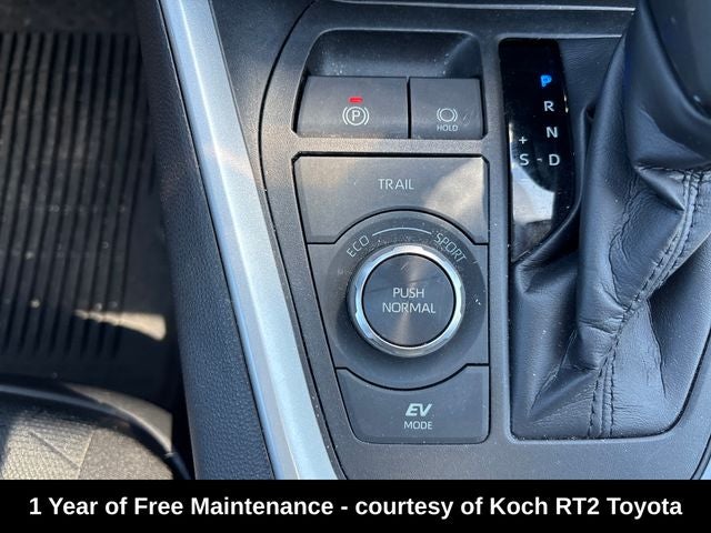 2021 Toyota RAV4 Hybrid XLE