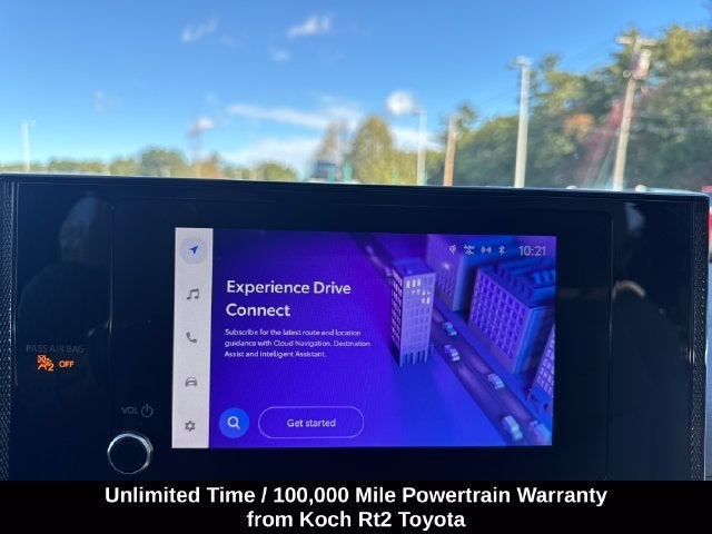 2025 Toyota Sienna LE 8 Passenger