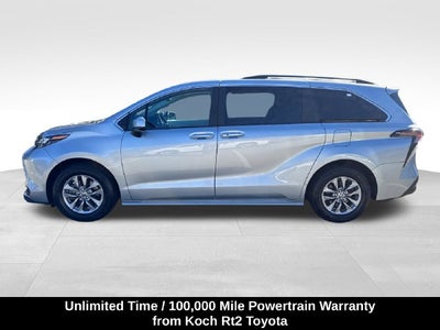 2025 Toyota Sienna LE 8 Passenger