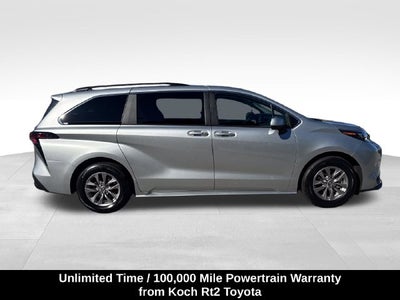 2025 Toyota Sienna LE 8 Passenger