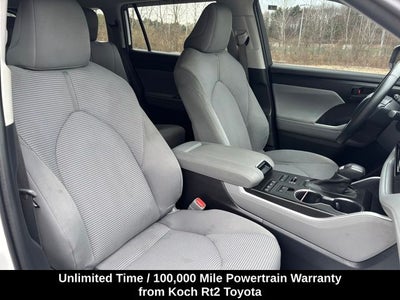 2022 Toyota Highlander LE