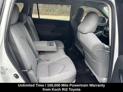 2022 Toyota Highlander LE