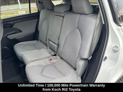 2022 Toyota Highlander LE