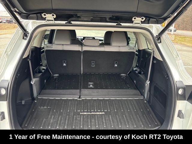 2022 Toyota Highlander LE