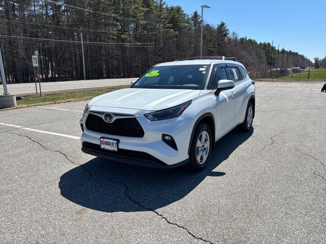 2022 Toyota Highlander LE