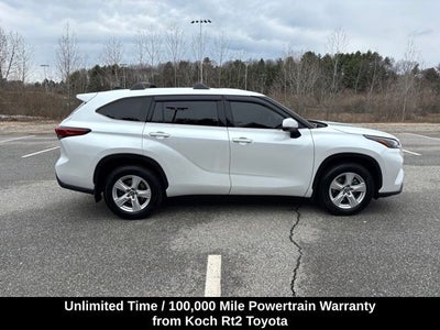 2022 Toyota Highlander LE