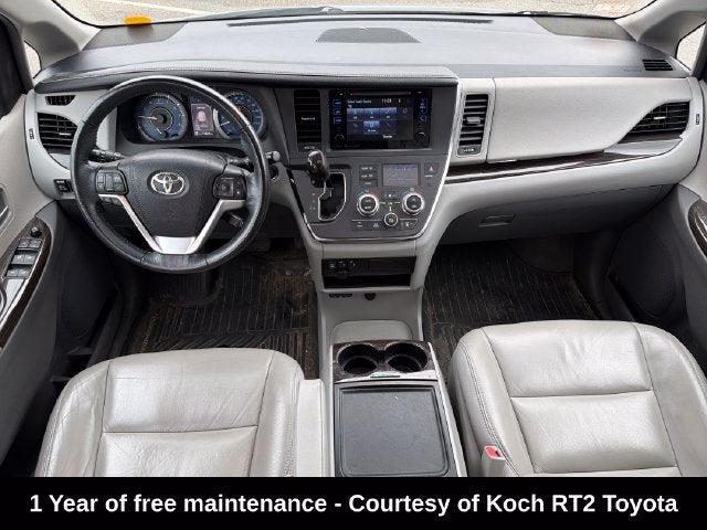 2017 Toyota Sienna XLE 7 Passenger