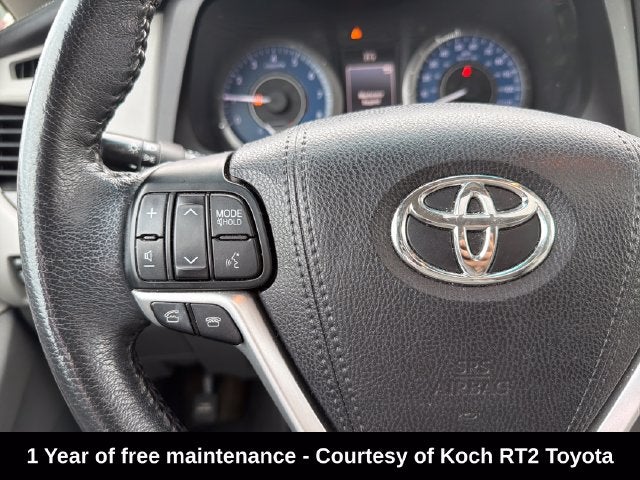 2017 Toyota Sienna XLE 7 Passenger