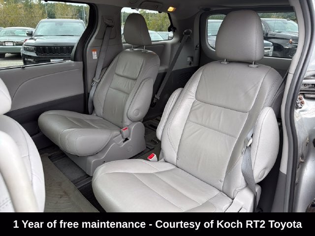 2017 Toyota Sienna XLE 7 Passenger