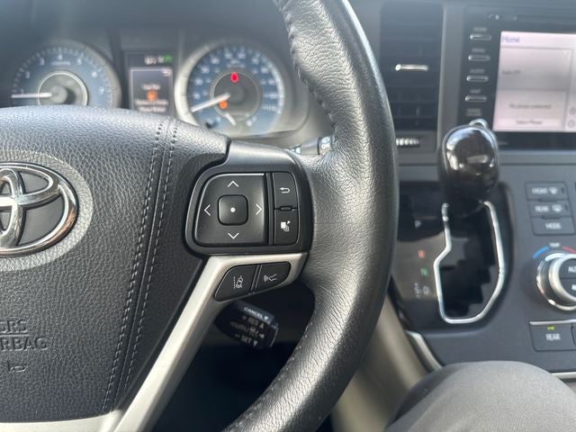 2020 Toyota Sienna XLE Premium 7 Passenger