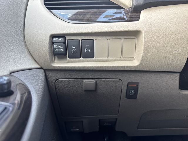 2020 Toyota Sienna XLE Premium 7 Passenger