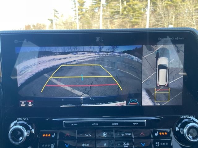 2022 Toyota Highlander Hybrid Platinum