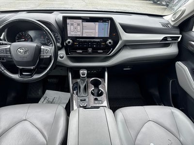 2021 Toyota Highlander Platinum