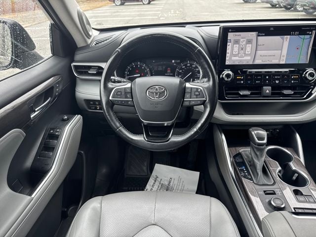2021 Toyota Highlander Platinum