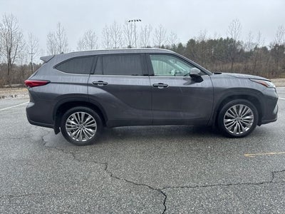2021 Toyota Highlander Platinum