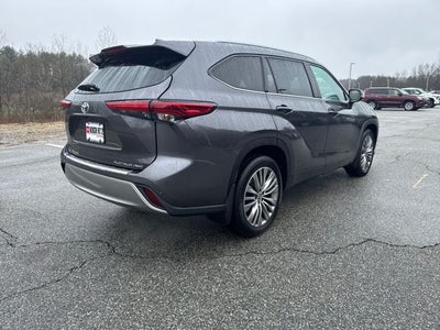 2021 Toyota Highlander Platinum