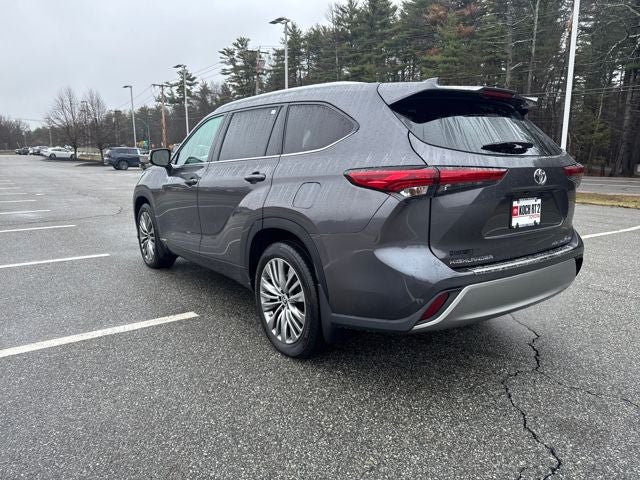 2021 Toyota Highlander Platinum