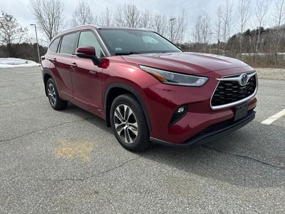 2021 Toyota Highlander Hybrid XLE