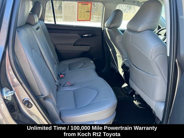 2022 Toyota Highlander Hybrid XLE