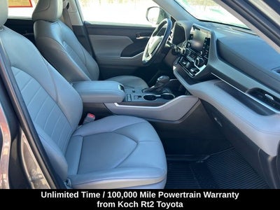 2022 Toyota Highlander Hybrid XLE