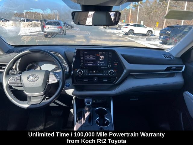 2022 Toyota Highlander Hybrid XLE