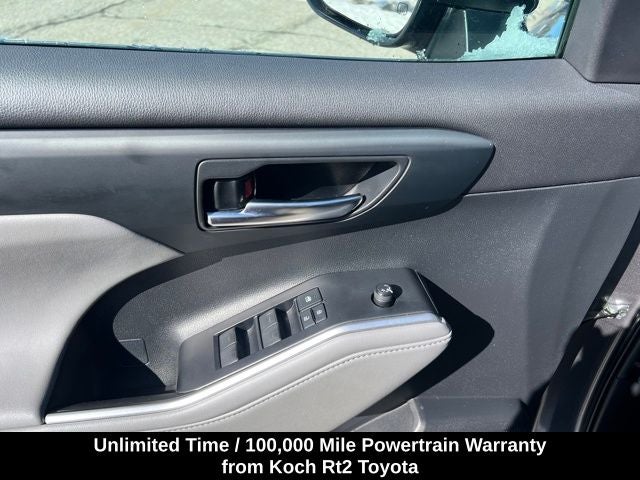 2022 Toyota Highlander Hybrid XLE