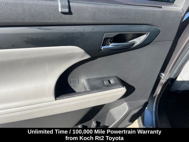 2022 Toyota Highlander Hybrid XLE