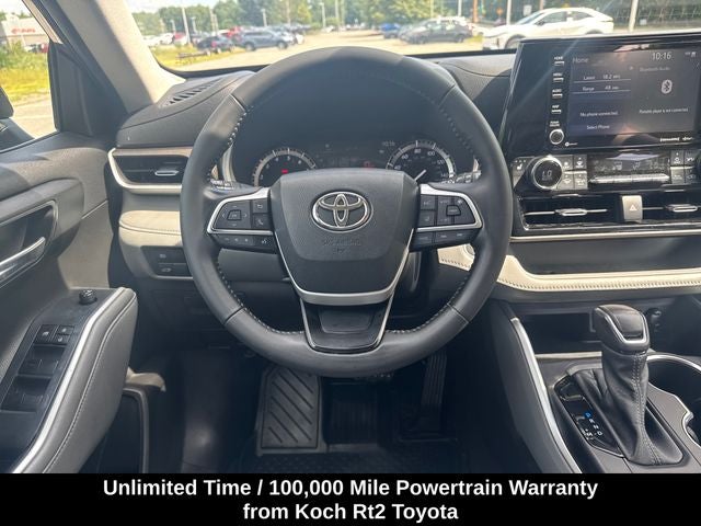 2022 Toyota Highlander XLE