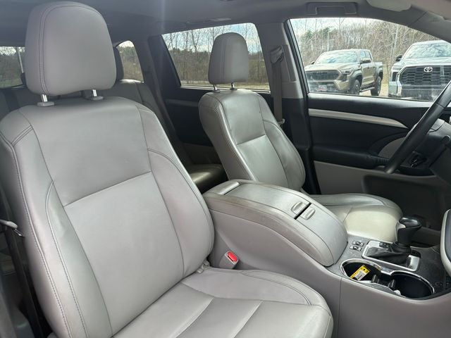 2016 Toyota Highlander XLE V6