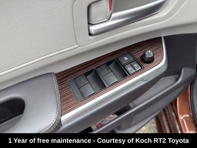 2021 Toyota Sienna XLE 7 Passenger
