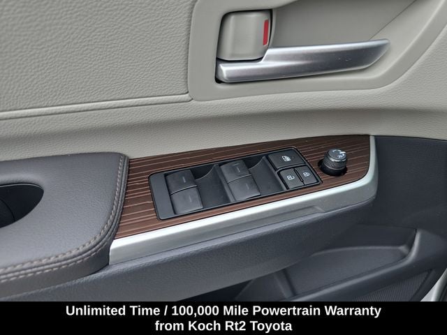 2024 Toyota Sienna XLE 7 Passenger