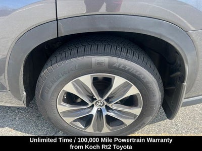 2023 Toyota Highlander Hybrid XLE