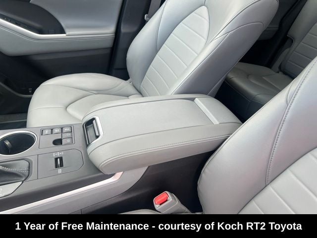 2023 Toyota Highlander Hybrid XLE