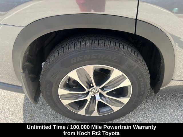 2023 Toyota Highlander Hybrid XLE