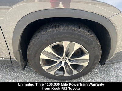 2023 Toyota Highlander Hybrid XLE