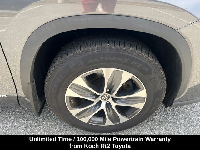 2023 Toyota Highlander Hybrid XLE