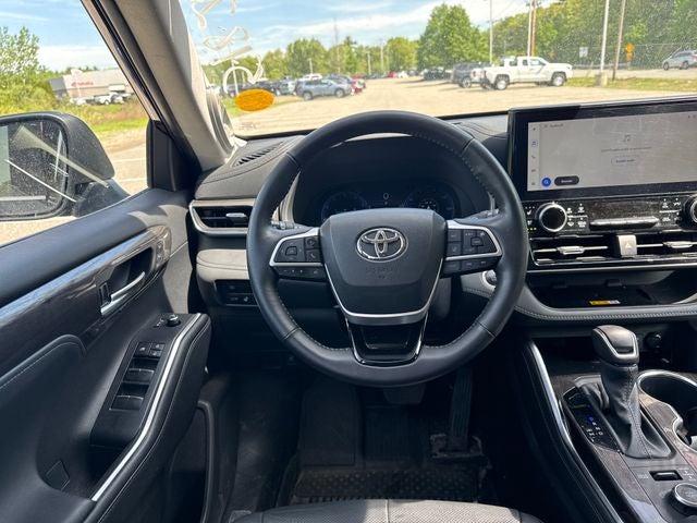 2024 Toyota Highlander Limited