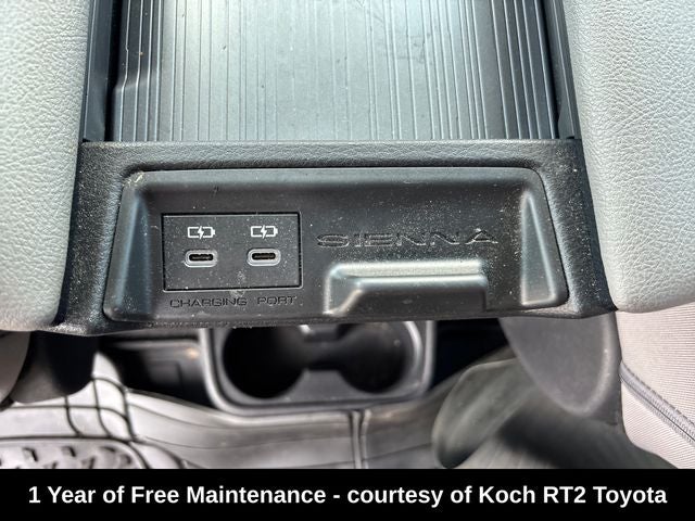 2025 Toyota Sienna LE 8 Passenger