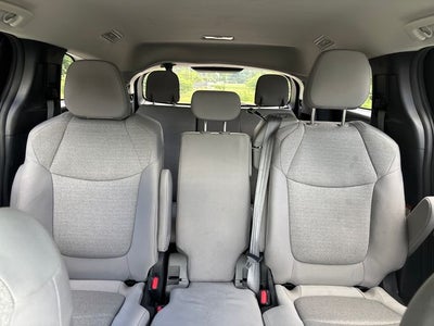 2025 Toyota Sienna LE 8 Passenger