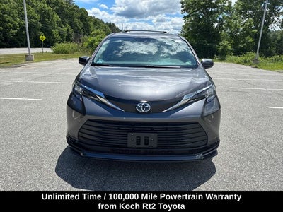 2025 Toyota Sienna LE 8 Passenger