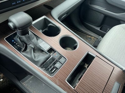 2023 Toyota Sienna LE 8 Passenger