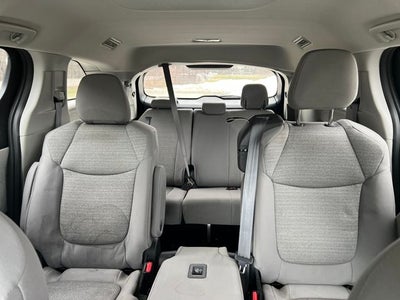 2023 Toyota Sienna LE 8 Passenger