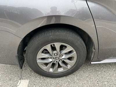 2023 Toyota Sienna LE 8 Passenger