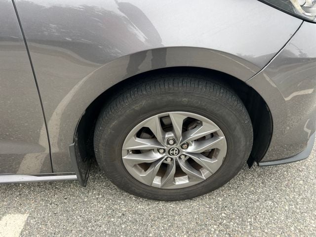 2023 Toyota Sienna LE 8 Passenger