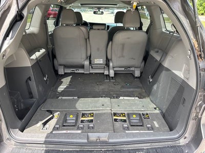 2017 Toyota Sienna XLE 8 Passenger