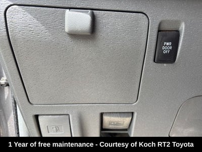 2017 Toyota Sienna XLE 8 Passenger