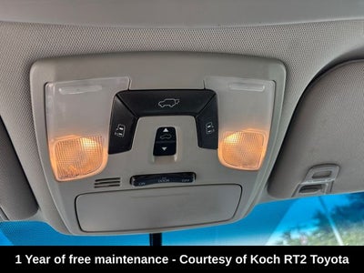 2017 Toyota Sienna XLE 8 Passenger