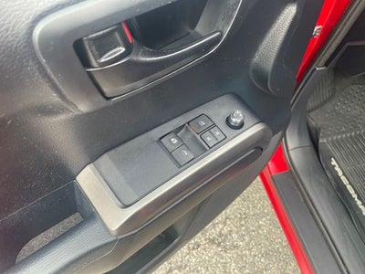 2018 Toyota Tacoma SR5 V6